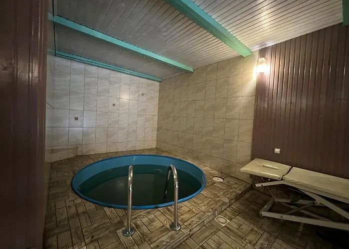 Natashka Hotel Huklyvyy